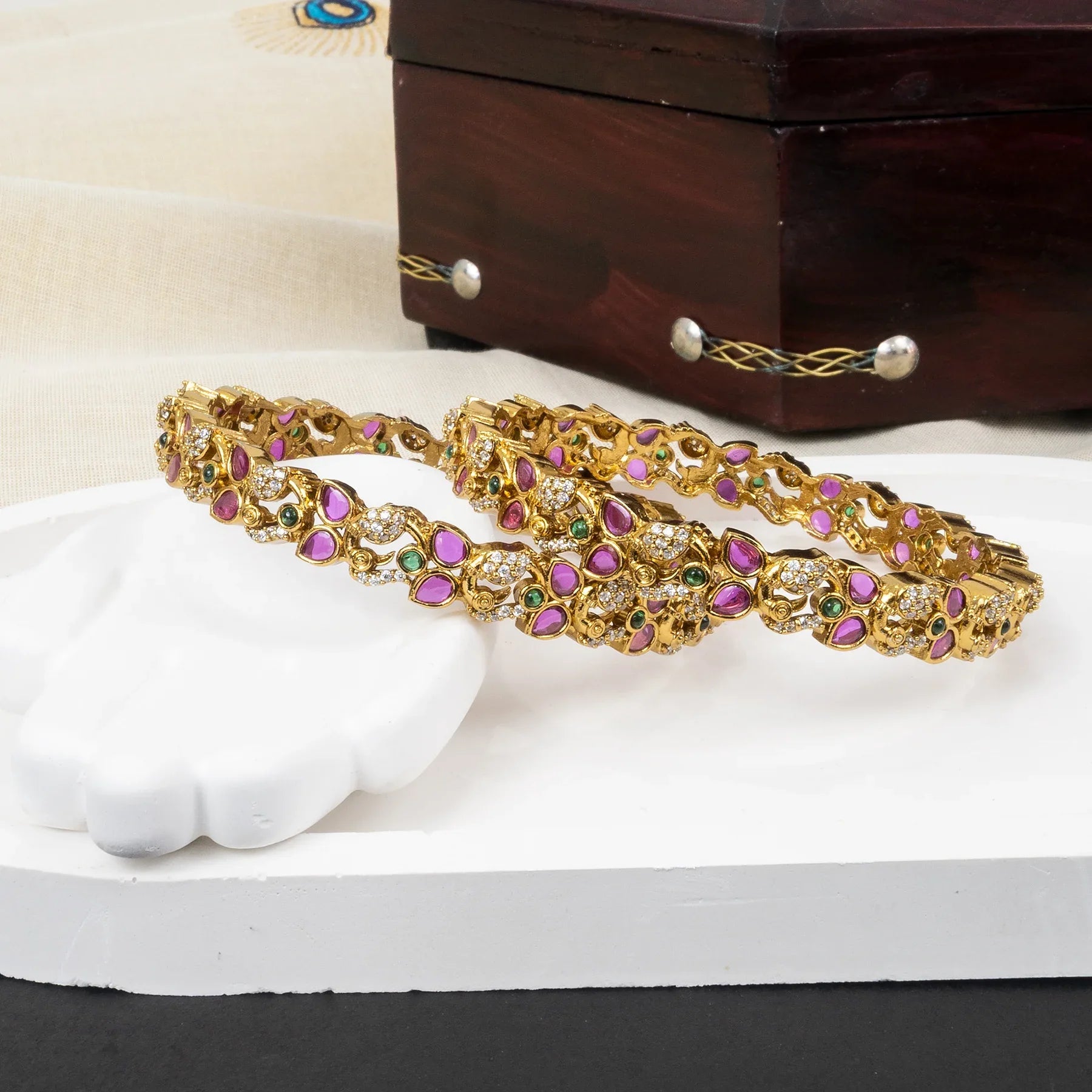 Aarohi Premium Kemp Stone Bangles – SET OF 2 - Zaarva