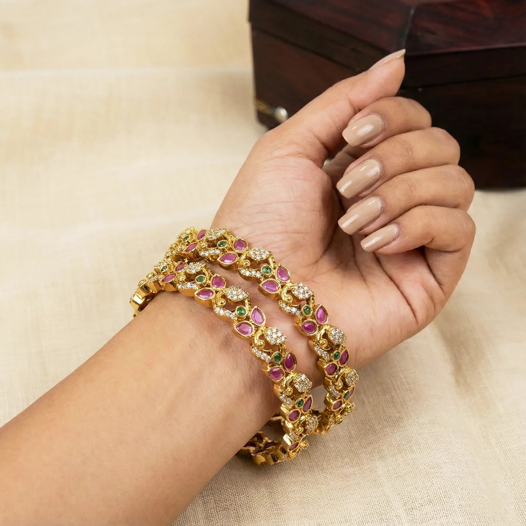 Aarohi Premium Kemp Stone Bangles – SET OF 2 - Zaarva